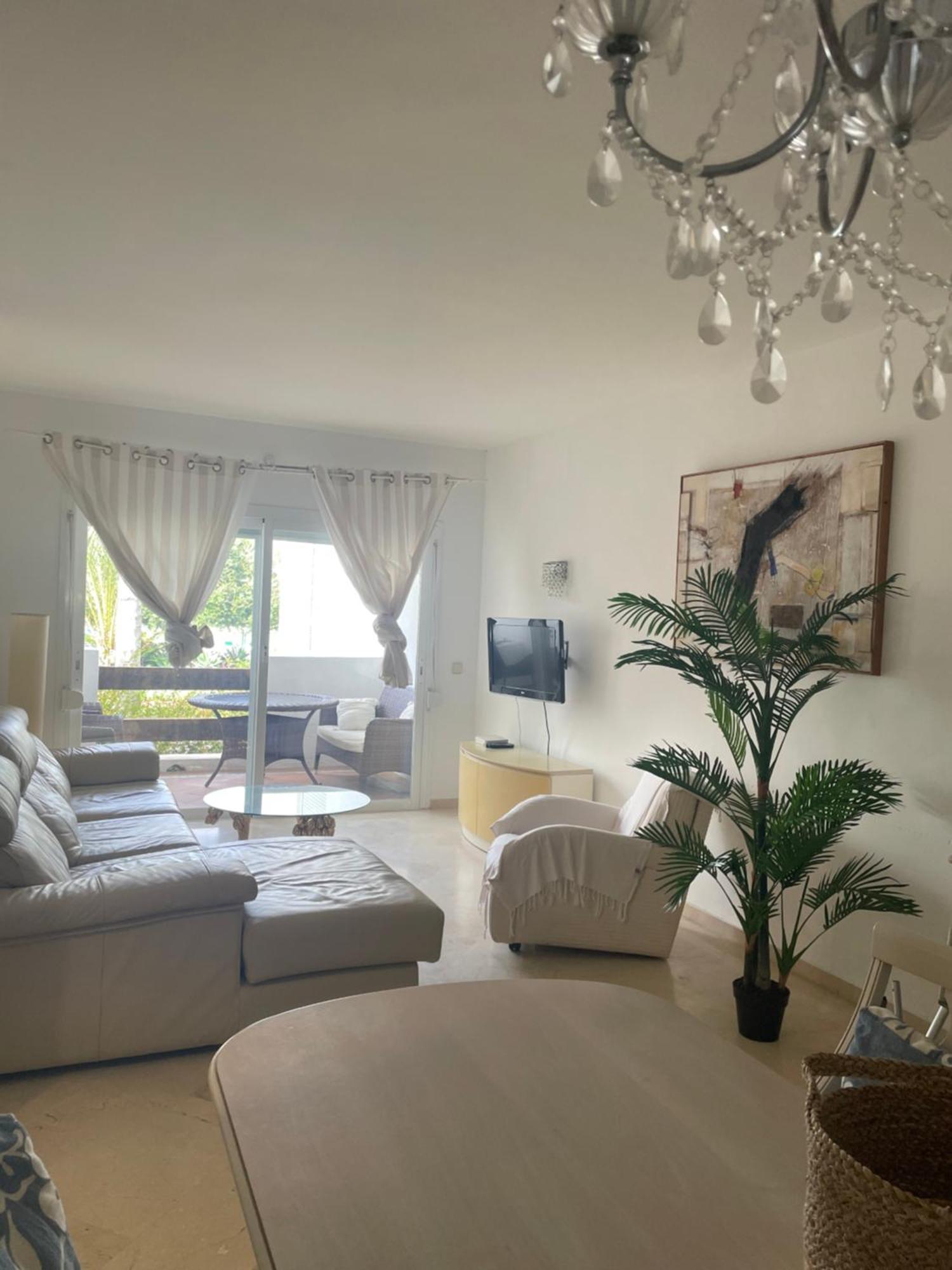 Apartment Costalita, Direct Beach Access, Ground Floor, Salt Water Pool Естепона Екстериор снимка